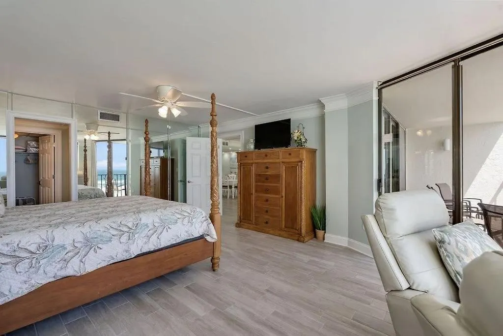 Edgewater T1 #709 - Sleeps 6 Amazing Gulf Views! Apartment Panama City Beach