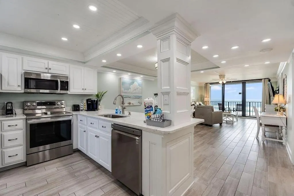 Edgewater T1 #709 - Sleeps 6 Amazing Gulf Views! Apartment Panama City Beach